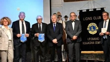 Il Lions Club Legnano Rescaldina Sempione ha inaugurato l'anno lionistico 2024-2025 con un meeting internazionale presso La Tela, Osteria Sociale del Buon Essere, accogliendo il Lions Club Monteceneri di Lugano. Il Club svizzero ha presentato il progetto "Water is life" che porta aiuto con pozzi d'acqua e filtri in paesi bisognosi. Il Lions Club Legnano Rescaldina Sempione ha inaugurato l'anno lionistico 2024-2025 con un meeting internazionale presso La Tela, Osteria Sociale del Buon Essere, accogliendo il Lions Club Monteceneri di Lugano. Il Club svizzero ha presentato il progetto "Water is life" che porta aiuto con pozzi d'acqua e filtri in paesi bisognosi.