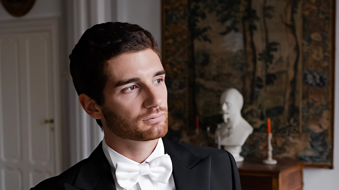L’asprezza della musica contemporanea di Silvia Colasanti, la speranza evocata dalle sonorità di Golijov che ha armonizzato e orchestrato un... L’asprezza della musica contemporanea di Silvia Colasanti, la speranza evocata dalle sonorità di Golijov che ha armonizzato e orchestrato un...