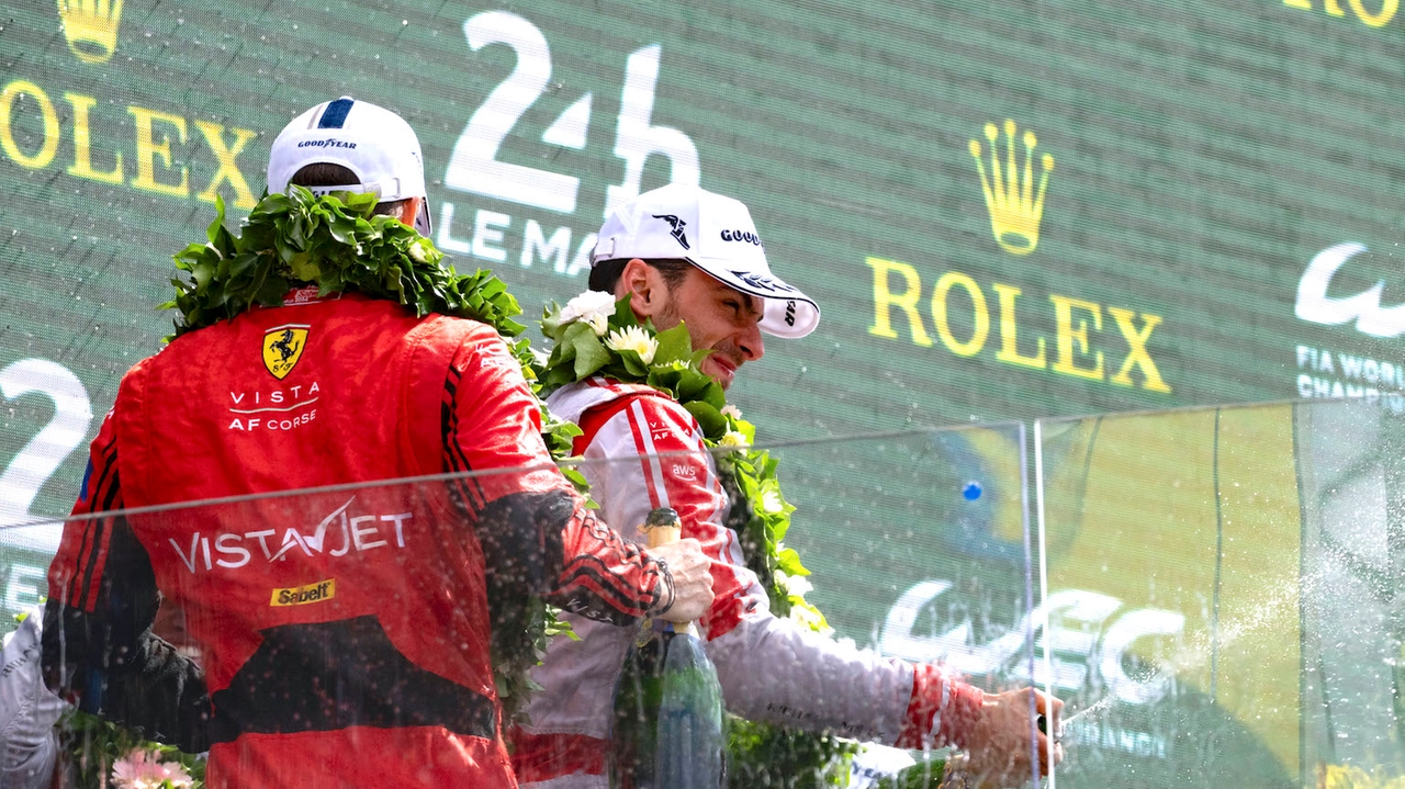 Alessio Rovera sul podio della 24 Ore di Le Mans Alessio Rovera sul podio della 24 Ore di Le Mans