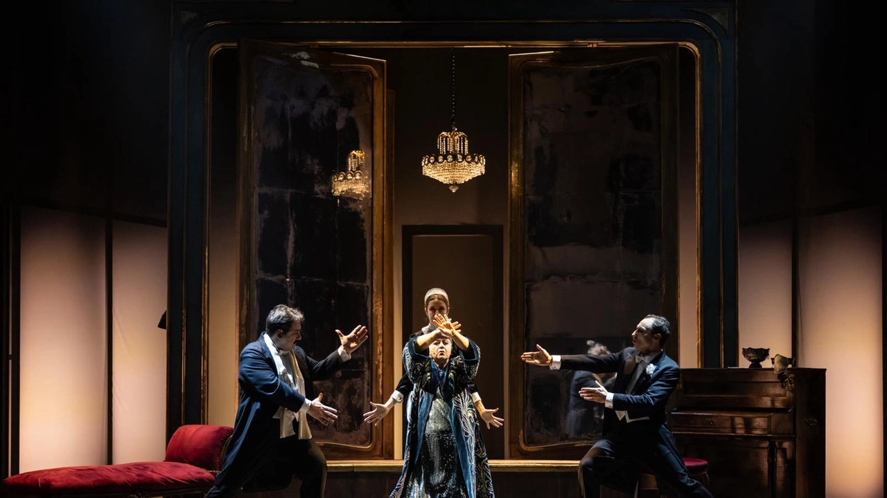 Balletto, commedia e anche la prima della Scala