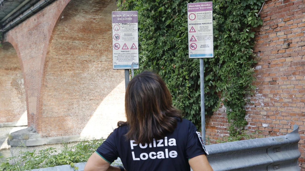 L’arrivo dei nuovi agenti di polizia locale per rinforzare il Comando era necessario per monitorare le sponde dell’Adda proprio nel periodo estivo L’arrivo dei nuovi agenti di polizia locale per rinforzare il Comando era necessario per monitorare le sponde dell’Adda proprio nel periodo estivo