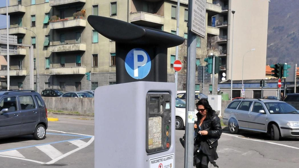 I sindacati bocciano gli aumenti delle tariffe per parcheggiare l’auto Per chi lavora in città diventa sempre più difficile I sindacati bocciano gli aumenti delle tariffe per parcheggiare l’auto Per chi lavora in città diventa sempre più difficile