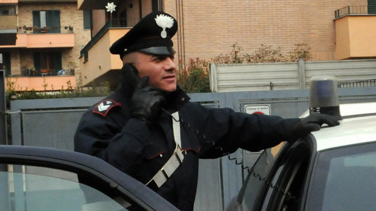 I carabinieri (foto d’archivio) I carabinieri (foto d’archivio)