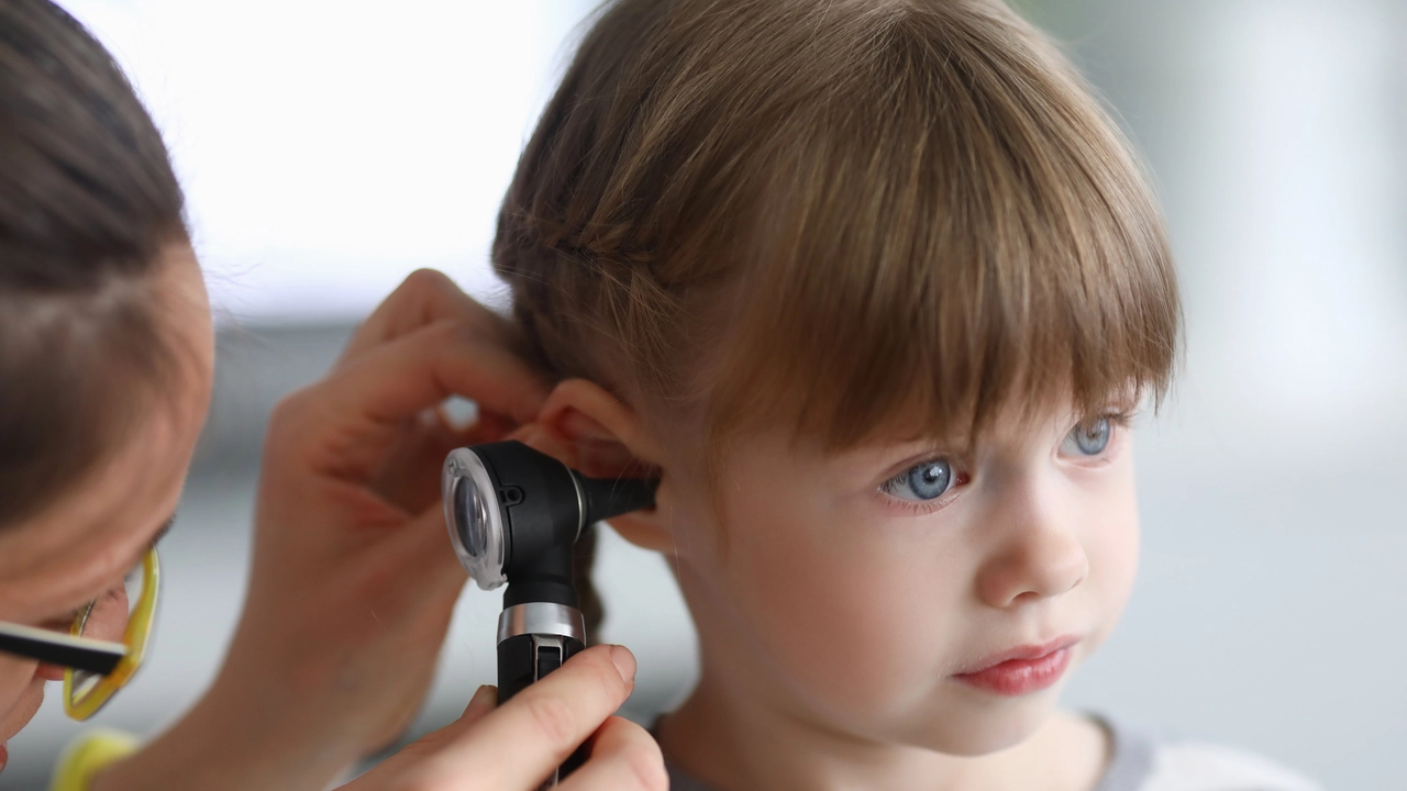 Otite nei bambini: per l'infettivologo Matteo Bassetti in Italia si dovrebbe istituire un sistema di sorveglianza per tutte le malattie infettive Otite nei bambini: per l'infettivologo Matteo Bassetti in Italia si dovrebbe istituire un sistema di sorveglianza per tutte le malattie infettive