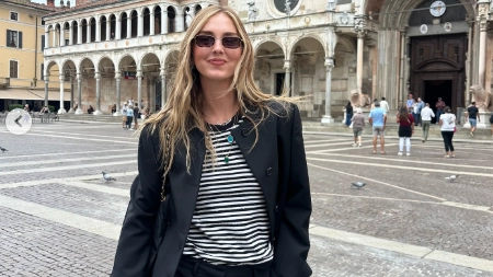 Chiara Ferragni in piazza a Cremona (Foto profilo Instagram) Chiara Ferragni in piazza a Cremona (Foto profilo Instagram)