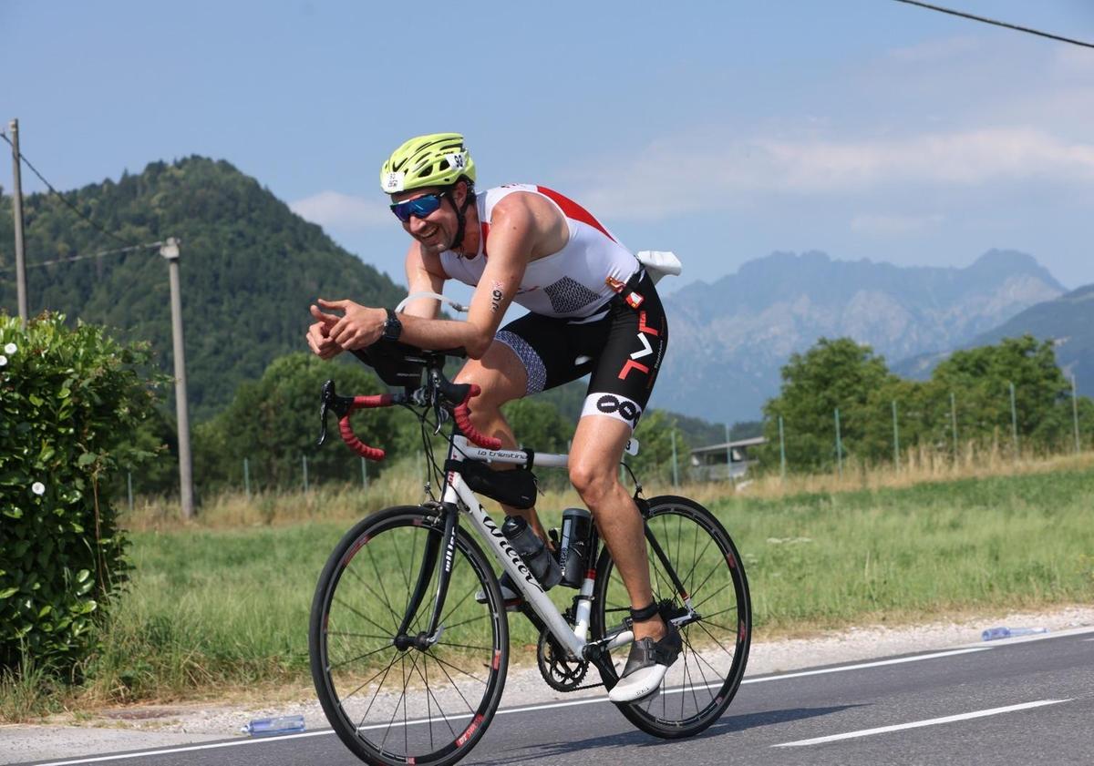 Un ironman con il cuore d’oro. L’impresa solidale di Raffaello Un ironman con il cuore d’oro. L’impresa solidale di Raffaello