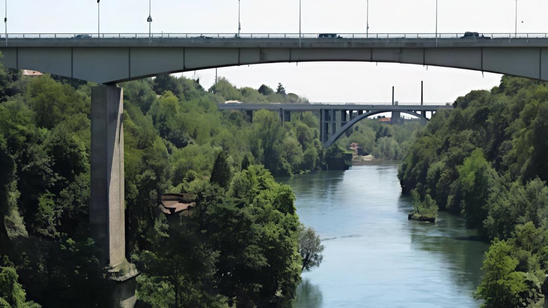 Trezzo, un 21enne tenta il suicidio. Lo salva l’abbraccio del carabiniere: "Ora installate le reti protettive"