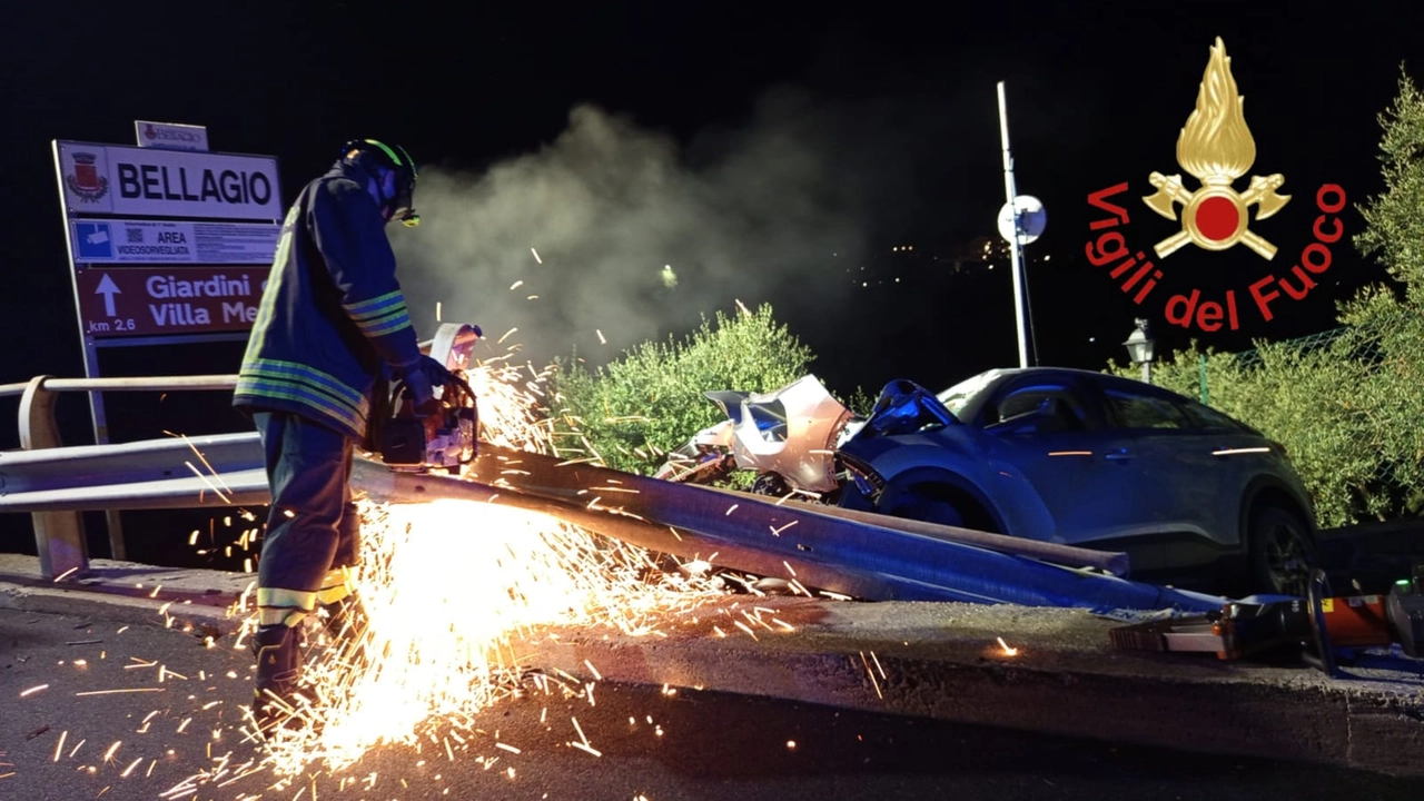 L'intervento per il recupero dell'auto