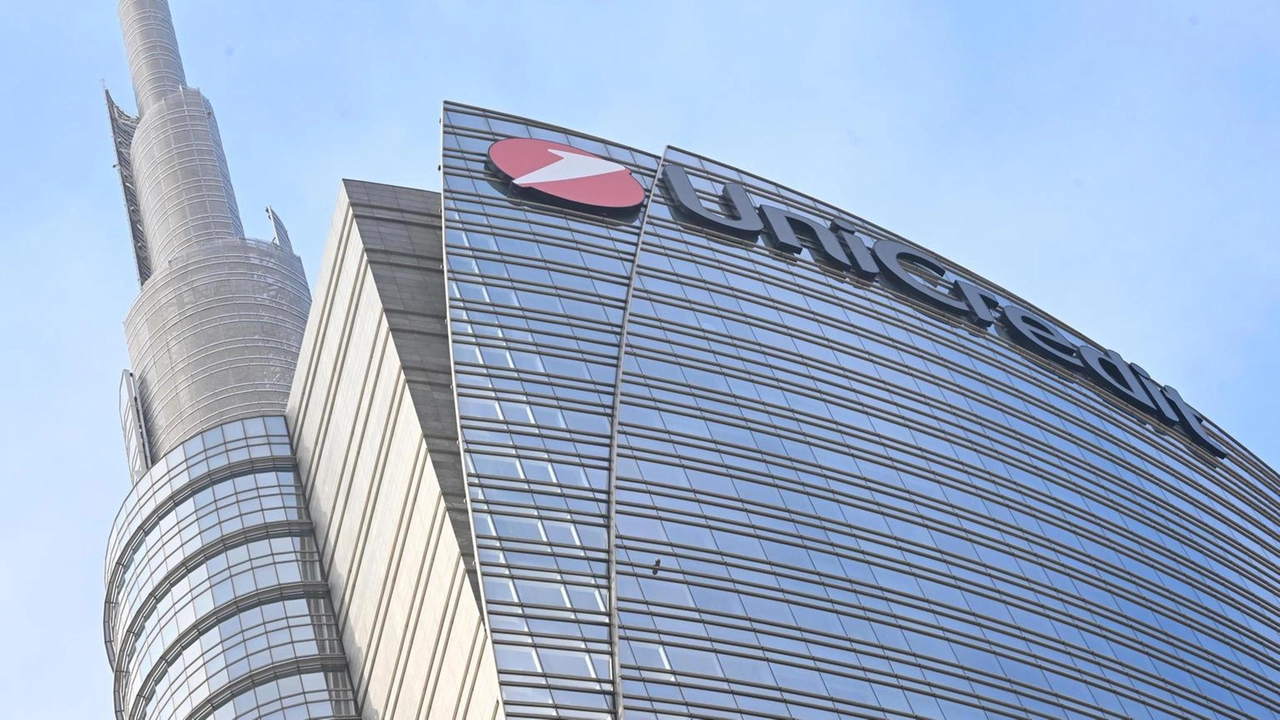 Unicredit ha l'1,9% di Mediobanca per conto clienti