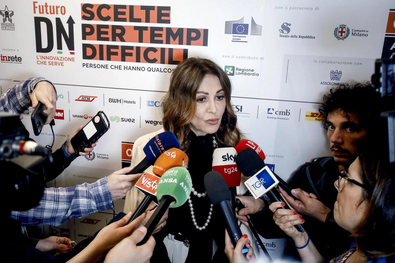 La ministra Santanchè potrebbe essere interrogata nel procedimento per truffa aggravata all'Inps legata a Visibilia