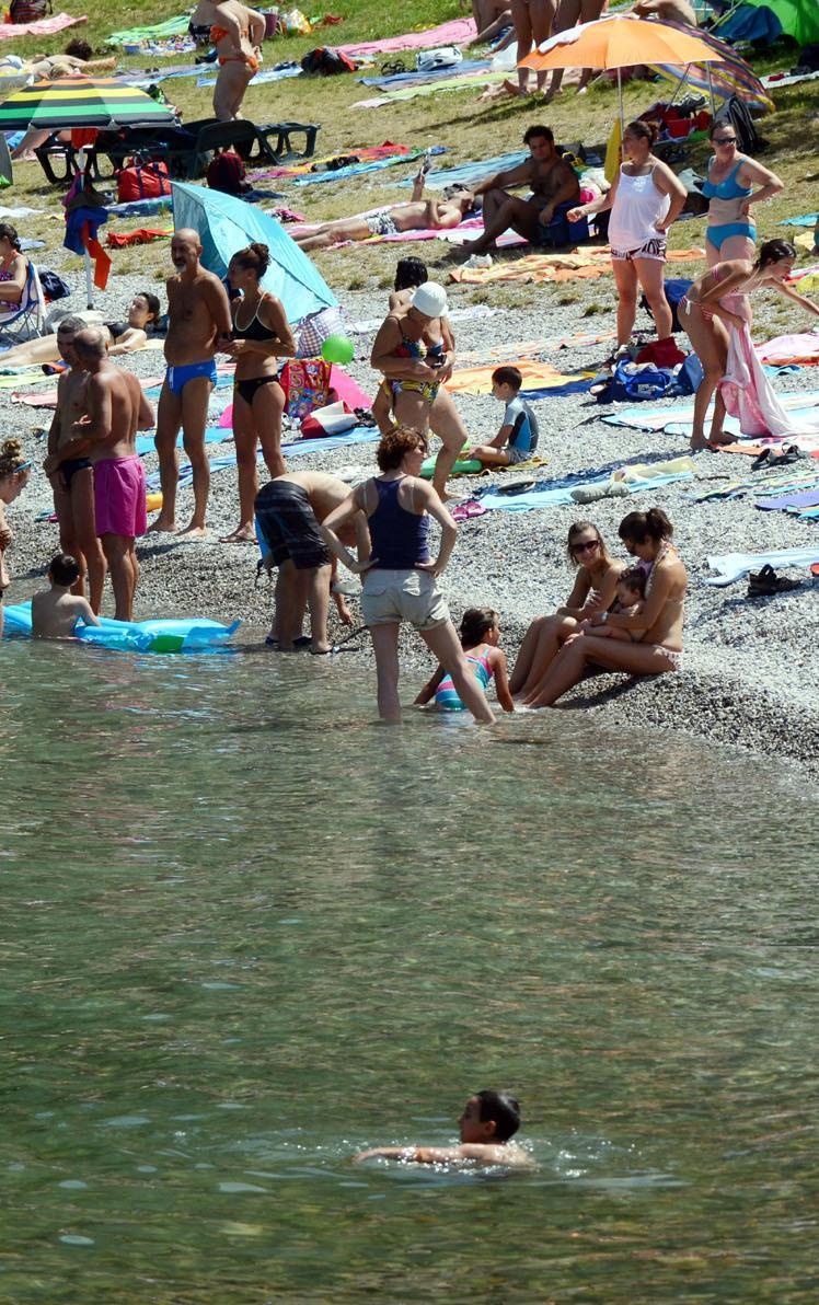 Le spiagge balneabili sul Lario. Bocciata la Oro a Bellano. Promosso il Laghetto a Piona Le spiagge balneabili sul Lario. Bocciata la Oro a Bellano. Promosso il Laghetto a Piona