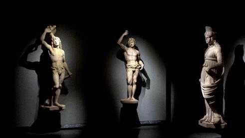 Si possono nuovamente ammirare, nel Museo del Duomo, i tre capolavori in marmo di Candoglia raffiguranti San Sebastiano, Bacco e... Si possono nuovamente ammirare, nel Museo del Duomo, i tre capolavori in marmo di Candoglia raffiguranti San Sebastiano, Bacco e...