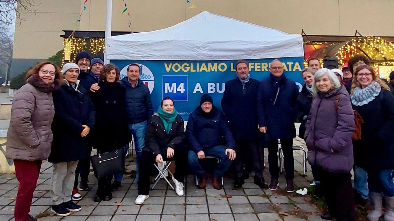 I pendolari sono scesi in piazza per chiedere un miglioramento dei trasporti I pendolari sono scesi in piazza per chiedere un miglioramento dei trasporti