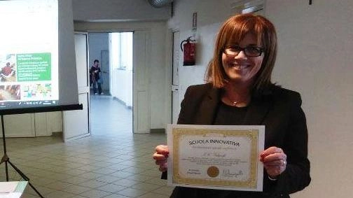 La dirigente scolastica Antonella Bignami in un momento più felice La secondaria di primo grado si trova in via Manzoni La dirigente scolastica Antonella Bignami in un momento più felice La secondaria di primo grado si trova in via Manzoni