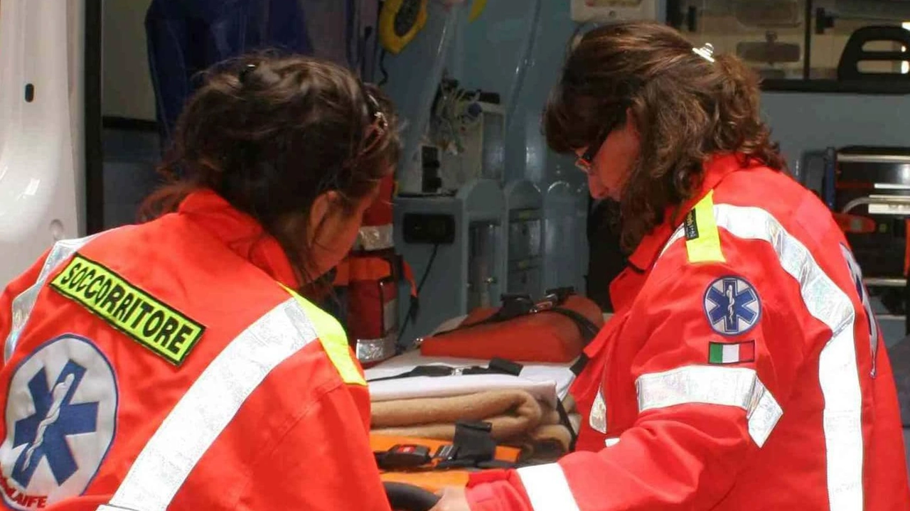Areu ha inviato un’ambulanza con l’auto medica, ma per la donna non c'è stato nulla da fare Areu ha inviato un’ambulanza con l’auto medica, ma per la donna non c'è stato nulla da fare