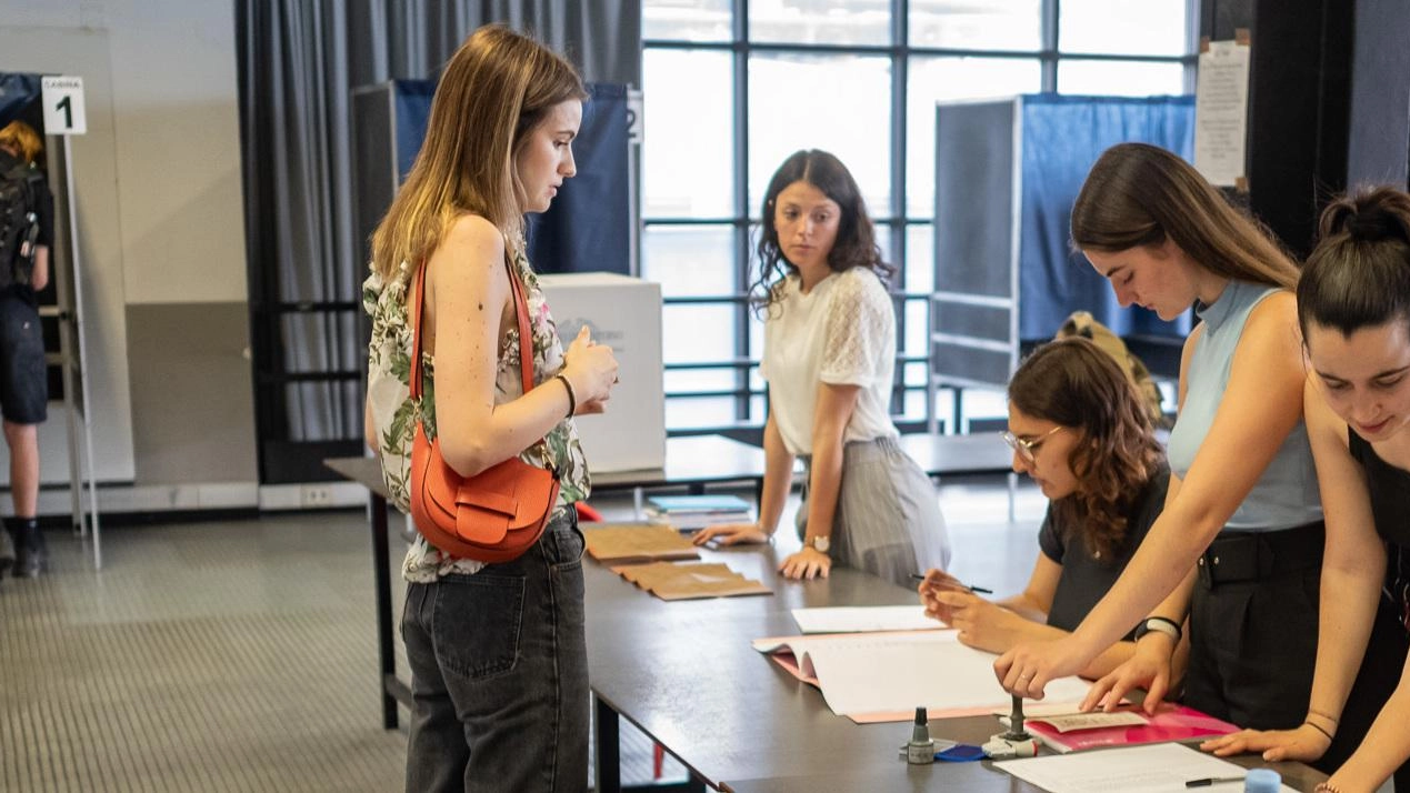 Il debutto dei fuorisede. Alle urne in cinquemila: "Un passo avanti storico ma ora più partecipazione"