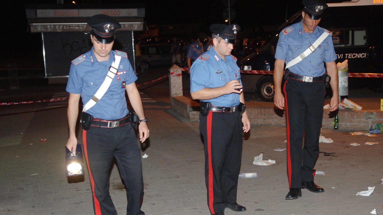 Sul caso indagano i carabinieri (foto archivio) Sul caso indagano i carabinieri (foto archivio)
