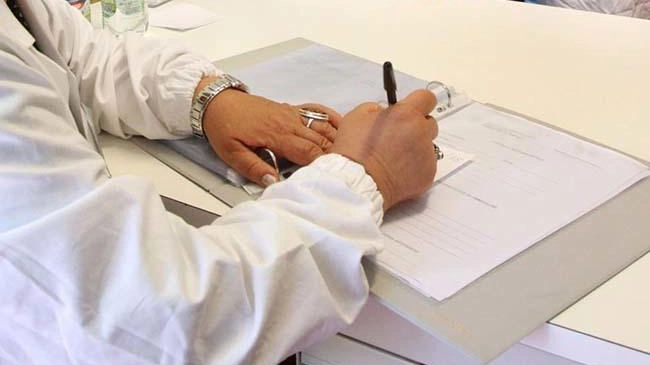 Carenza di medici anche a Lazzate, dove è stato aperto un ambulatorio medico temporaneo Carenza di medici anche a Lazzate, dove è stato aperto un ambulatorio medico temporaneo