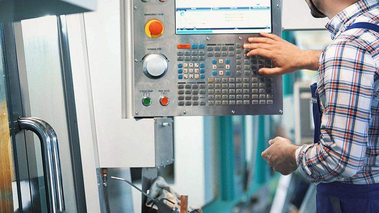 Sono aperte le iscrizioni per il corso di fresatura in partenza a metà settembre al Centro di formazione professionale “S.... Sono aperte le iscrizioni per il corso di fresatura in partenza a metà settembre al Centro di formazione professionale “S....