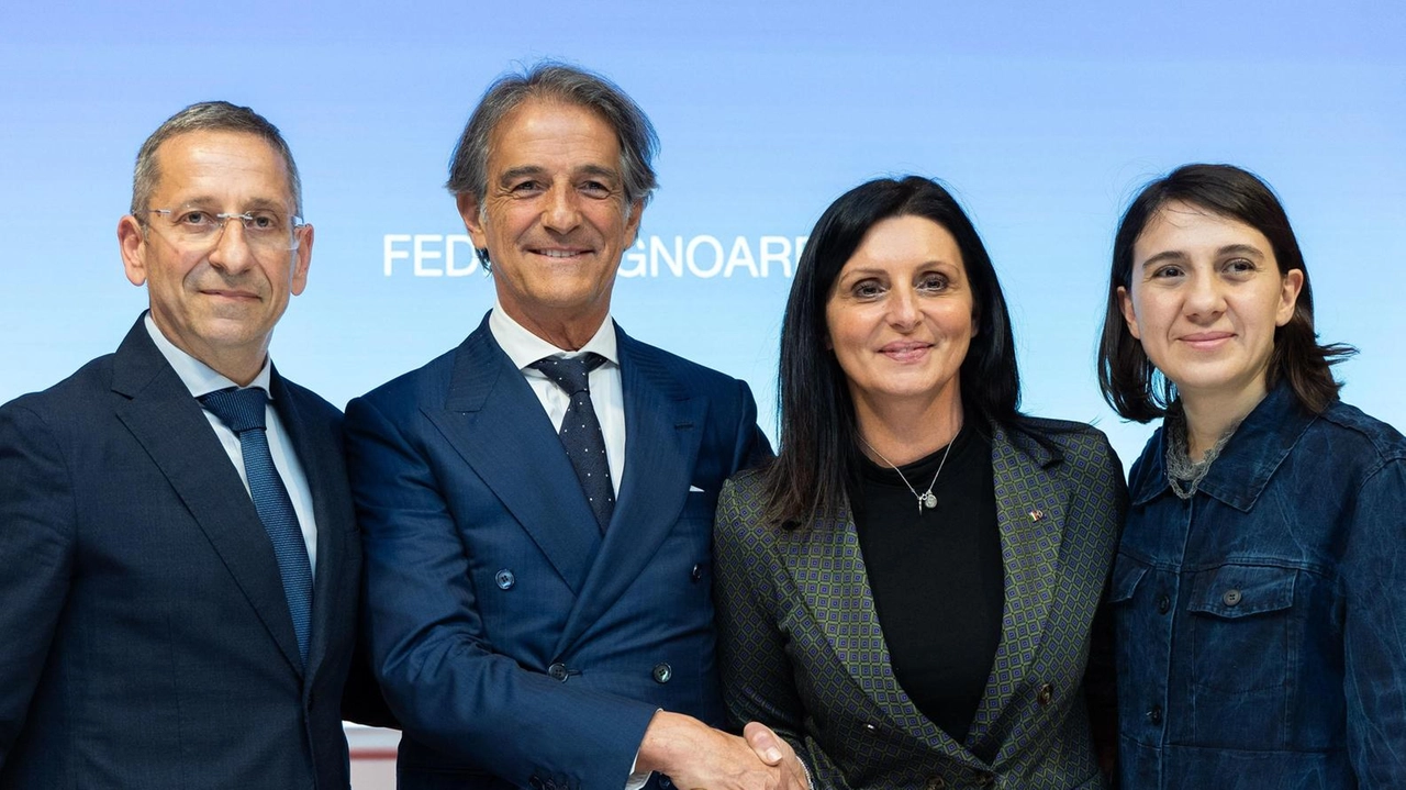 Firma del patto tra FederlegnoArredo e Ministero