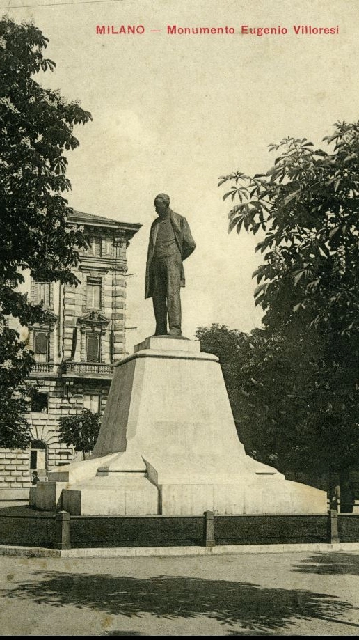 Un'immagine storica del monumento a Eugenio Villoresi
