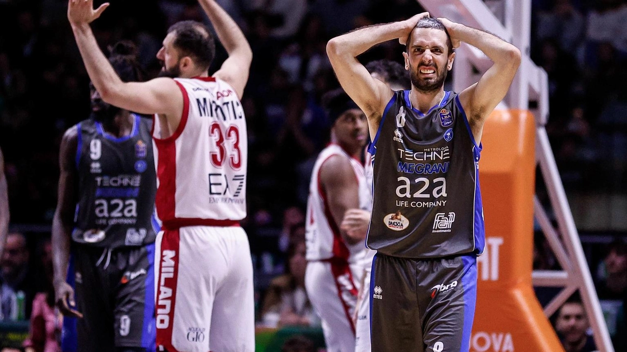 Nella semifinale di Coppa Italia contro Milano la Germani ha lottato. Nei momenti decisivi ha pagato la serata no del leader Della Valle. . Nella semifinale di Coppa Italia contro Milano la Germani ha lottato. Nei momenti decisivi ha pagato la serata no del leader Della Valle. .