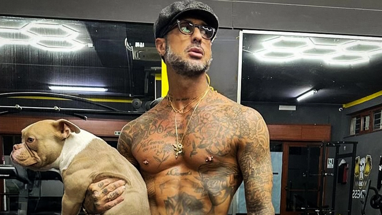 Fabrizio Corona in una foto pubblicata su Instagram