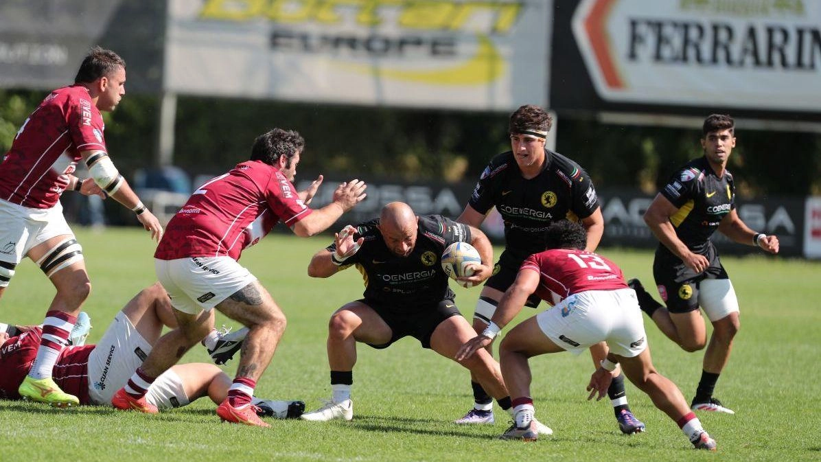Viadana accede alla sesta finale scudetto, seconda consecutiva, dopo aver battuto Valorugby. Attesa per l'avversario: Petrarca Padova o Rovigo. Viadana accede alla sesta finale scudetto, seconda consecutiva, dopo aver battuto Valorugby. Attesa per l'avversario: Petrarca Padova o Rovigo.