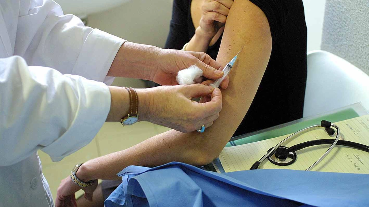 Vaccino antinfluenzale, la campagna di Regione Lombardia