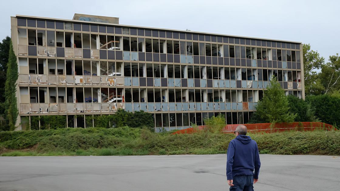 Degrado e incertezze sull’area ex Mellin: il Tribunale annulla l’asta e si riapre la ferita di via Galilei Degrado e incertezze sull’area ex Mellin: il Tribunale annulla l’asta e si riapre la ferita di via Galilei