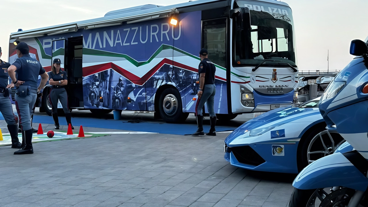 Nel corso dell’evento i ragazzi sono stati coinvolti in esperienze interattive per apprendere la guida sicura Nel corso dell’evento i ragazzi sono stati coinvolti in esperienze interattive per apprendere la guida sicura