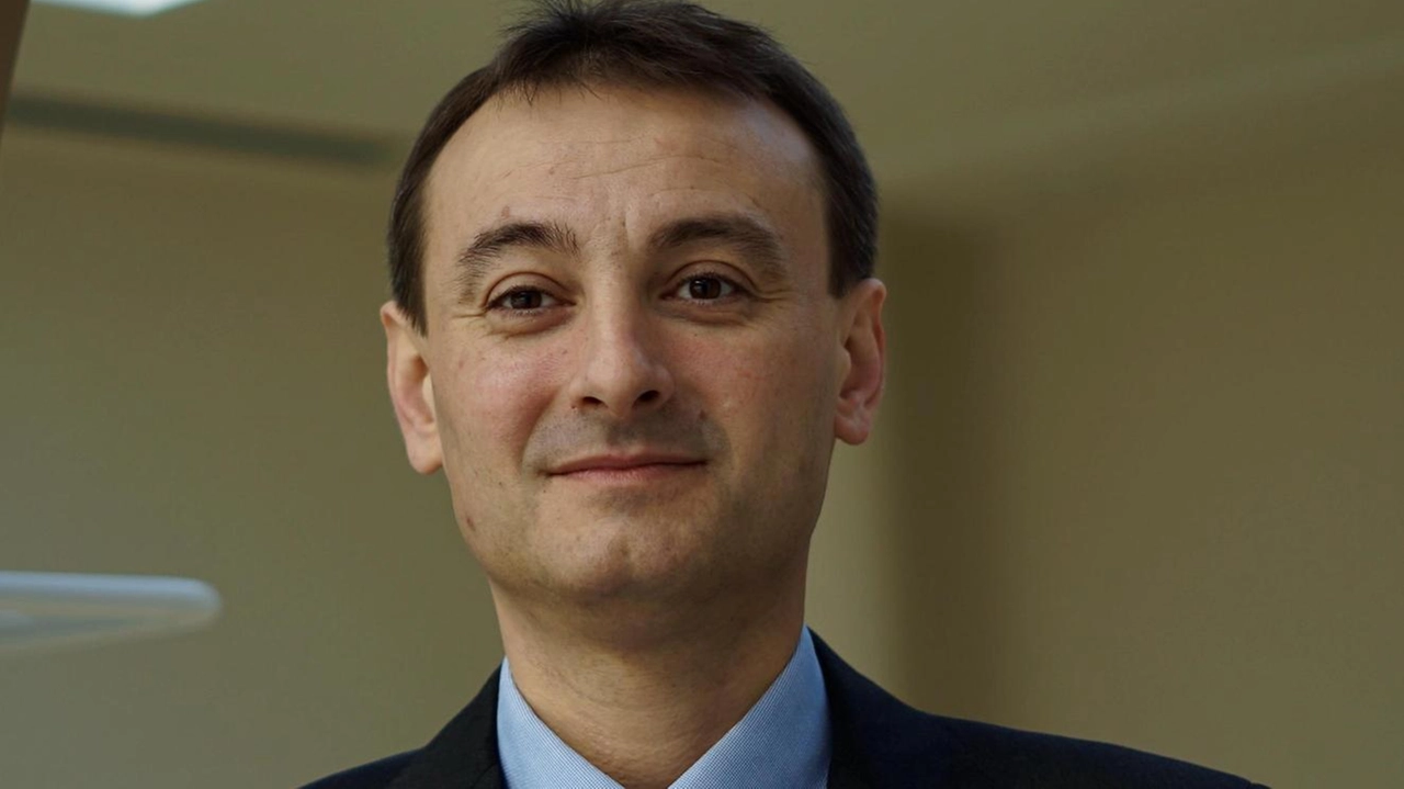 Il professor Matteo Clerici associato di Fisica sperimentale ha guidato la ricerca del team di Scienza e alta tecnologia Il professor Matteo Clerici associato di Fisica sperimentale ha guidato la ricerca del team di Scienza e alta tecnologia