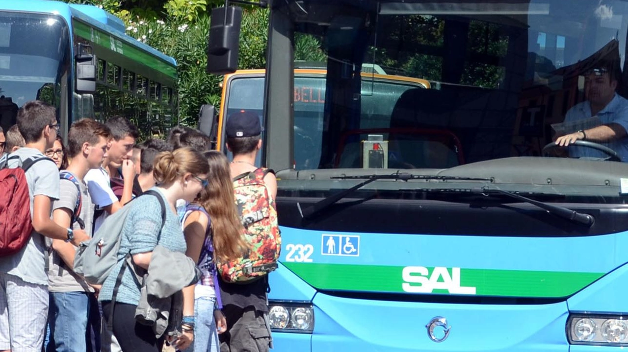 Ora si ricicla anche il biglietto del bus. Sui mezzi del servizio di trasporto pubblico gestito dagli operatori di...