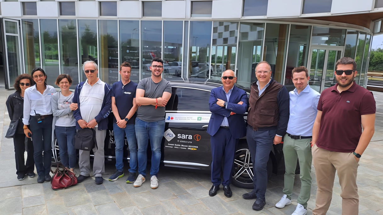Il primo corso speciale sul circuito Aci per gli ex pazienti che hanno avuto traumi neurologici "Teoria e pratica per non farsi prendere dal panico e tornare ad avere fiducia al volante". Il primo corso speciale sul circuito Aci per gli ex pazienti che hanno avuto traumi neurologici "Teoria e pratica per non farsi prendere dal panico e tornare ad avere fiducia al volante".