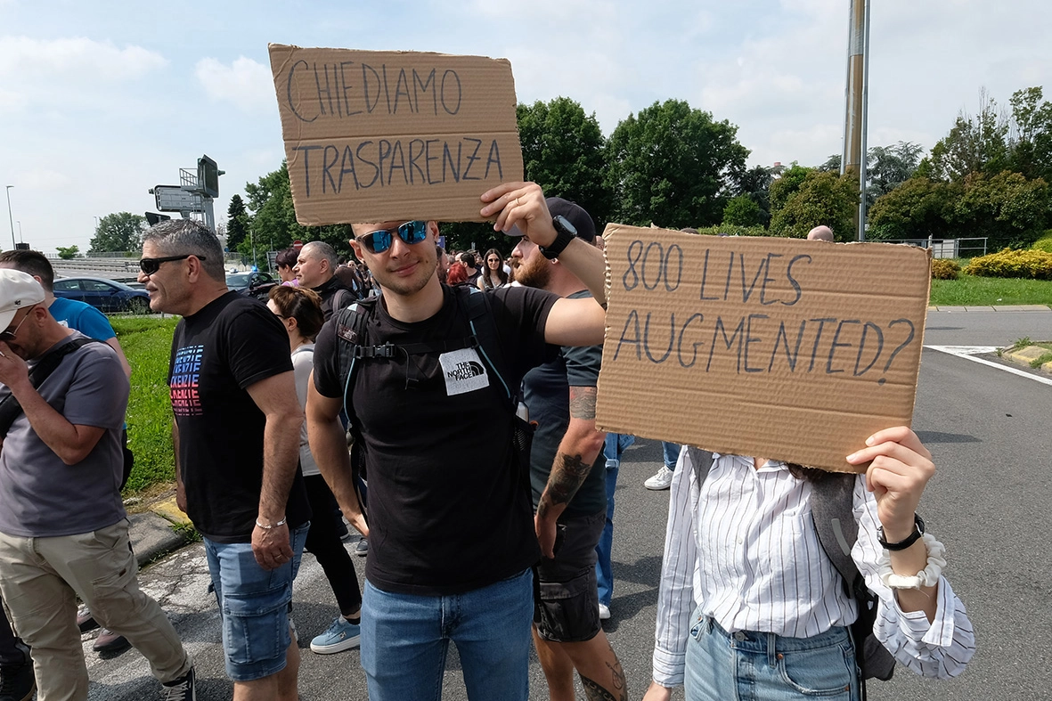 La protesta dei lavoratori di St Microelectronics
