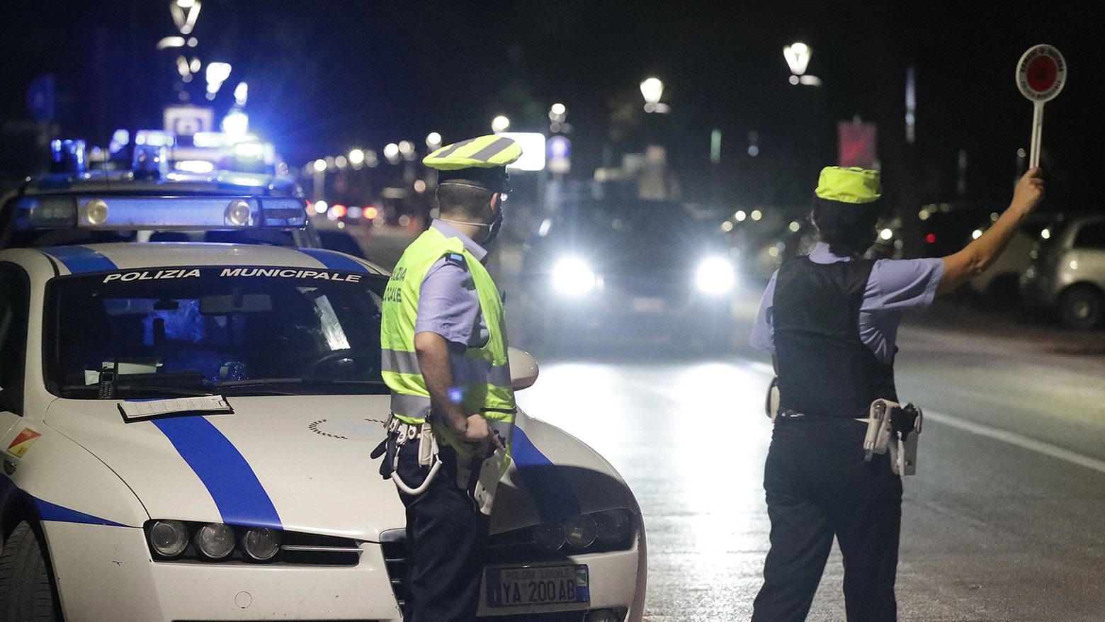 Nelle ultime settimane, la polizia locale ha multato 52 veicoli (9 i conducenti sorpresi al telefono) e sequestrato due mezzi