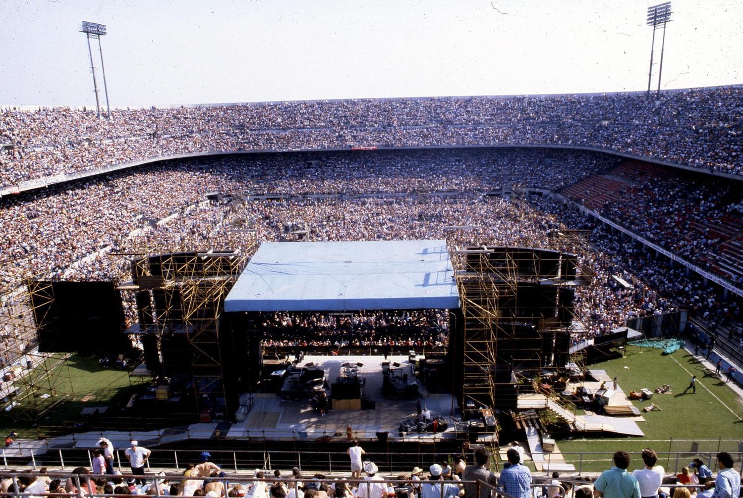 Il Boss a San Siro, 21 giugno 1985: "Quando attaccò Born in the Usa la fine del mondo sembrò vicina" Il Boss a San Siro, 21 giugno 1985: "Quando attaccò Born in the Usa la fine del mondo sembrò vicina"