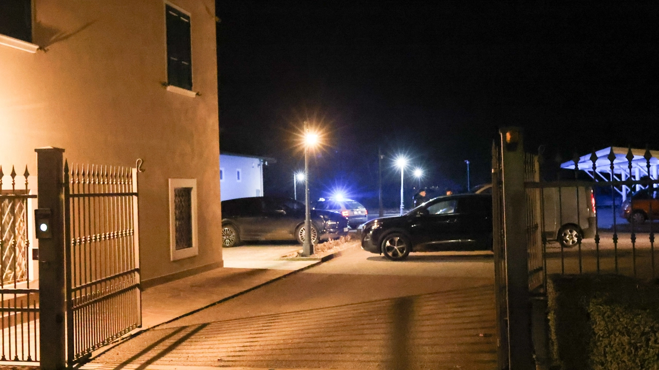 L'ingresso della cava di Lograto dove è avvenuto l'incidente mortale
