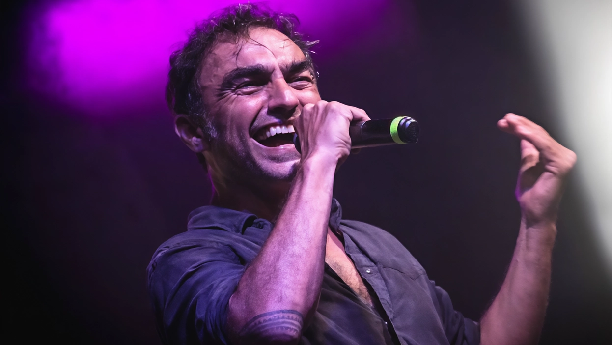 Il cartellone delle rassegne FuoriGp a Biassono e nelle città circostanti al Parco di Monza propone concerti, premi, mostre e spettacoli, tra cui il concerto di Marco Ligabue e la consegna del Memorial Brambilla ad Ivan Capelli. Un programma ricco di eventi che coinvolge appassionati di motori e non solo. Il cartellone delle rassegne FuoriGp a Biassono e nelle città circostanti al Parco di Monza propone concerti, premi, mostre e spettacoli, tra cui il concerto di Marco Ligabue e la consegna del Memorial Brambilla ad Ivan Capelli. Un programma ricco di eventi che coinvolge appassionati di motori e non solo.