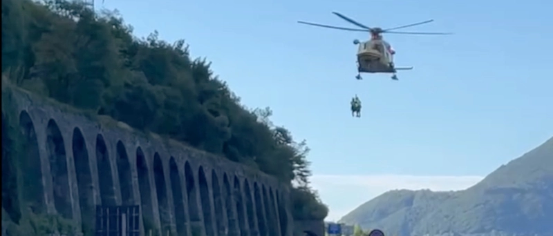 Incidente sulla Statale 36: è morto in ospedale il ciclista 67enne investito da un’auto