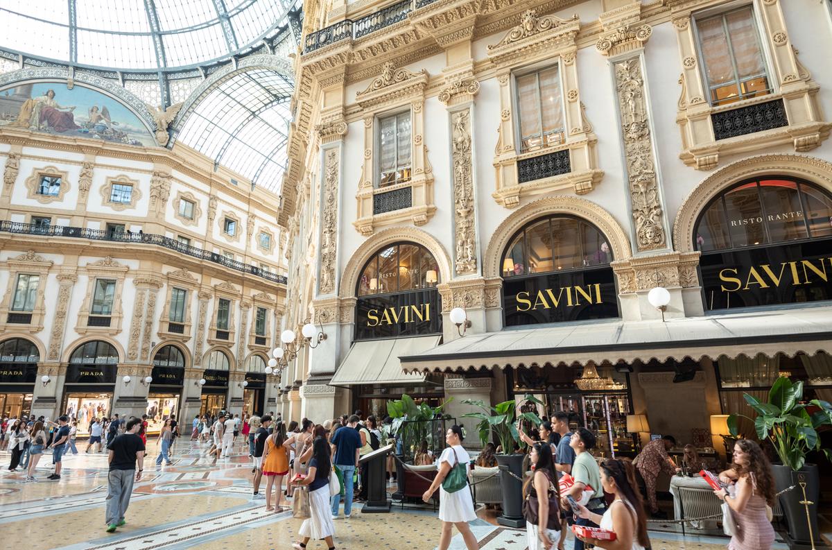 Turismo low cost in Galleria, la ricetta del Savini fra buon senso e minimum spending (ma solo in periodi caldi)