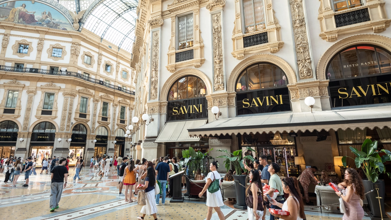 Un’immagine del Savini in Galleria Vittorio Emanuele Un’immagine del Savini in Galleria Vittorio Emanuele