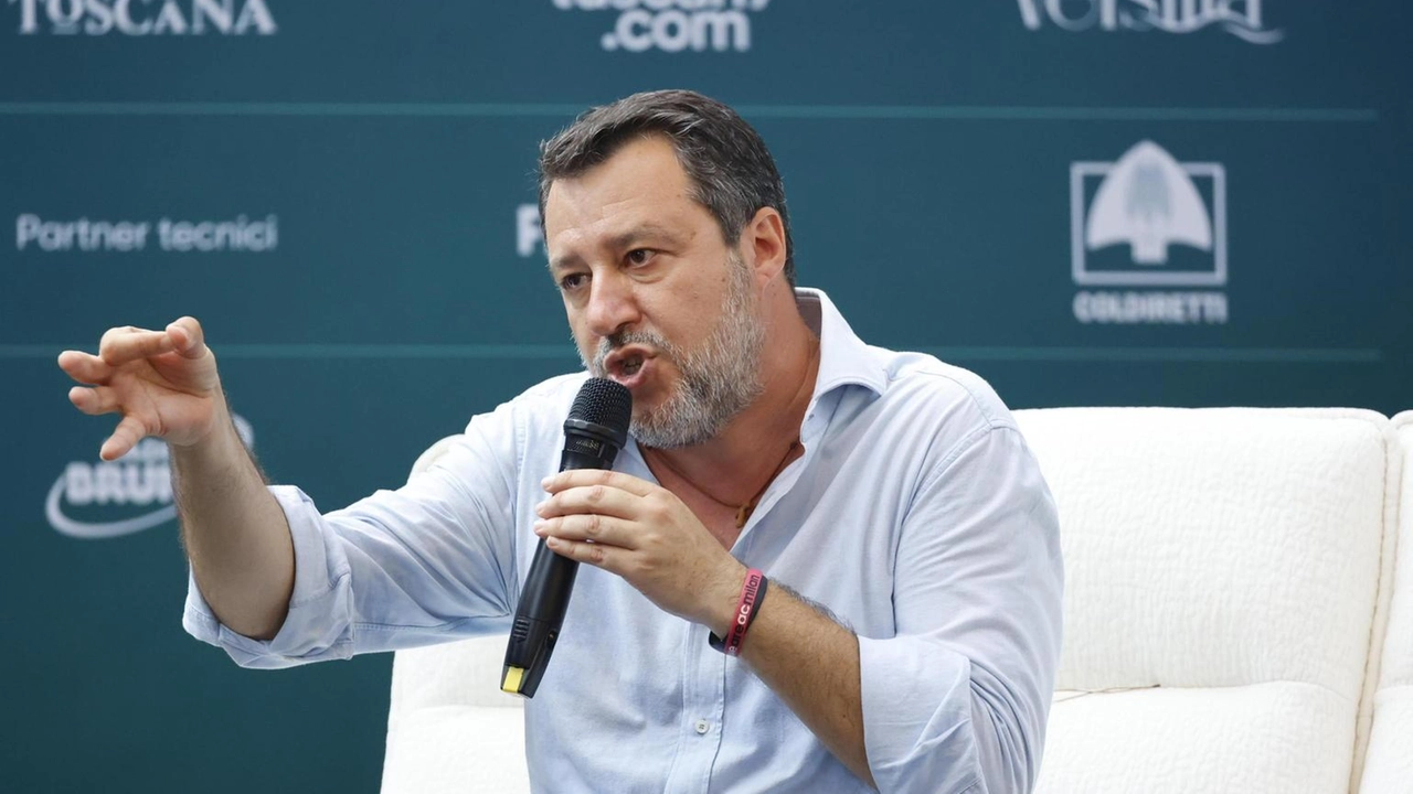 Parigi non investa tempo a convocare ambasciatori di mezzo mondo