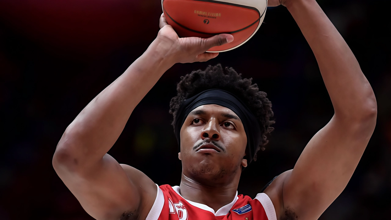 Olimpia Milano batte Pistoia 95-80 con una super prestazione di LeDay e Bortolani. Messina festeggia la vittoria numero 500. Olimpia Milano batte Pistoia 95-80 con una super prestazione di LeDay e Bortolani. Messina festeggia la vittoria numero 500.