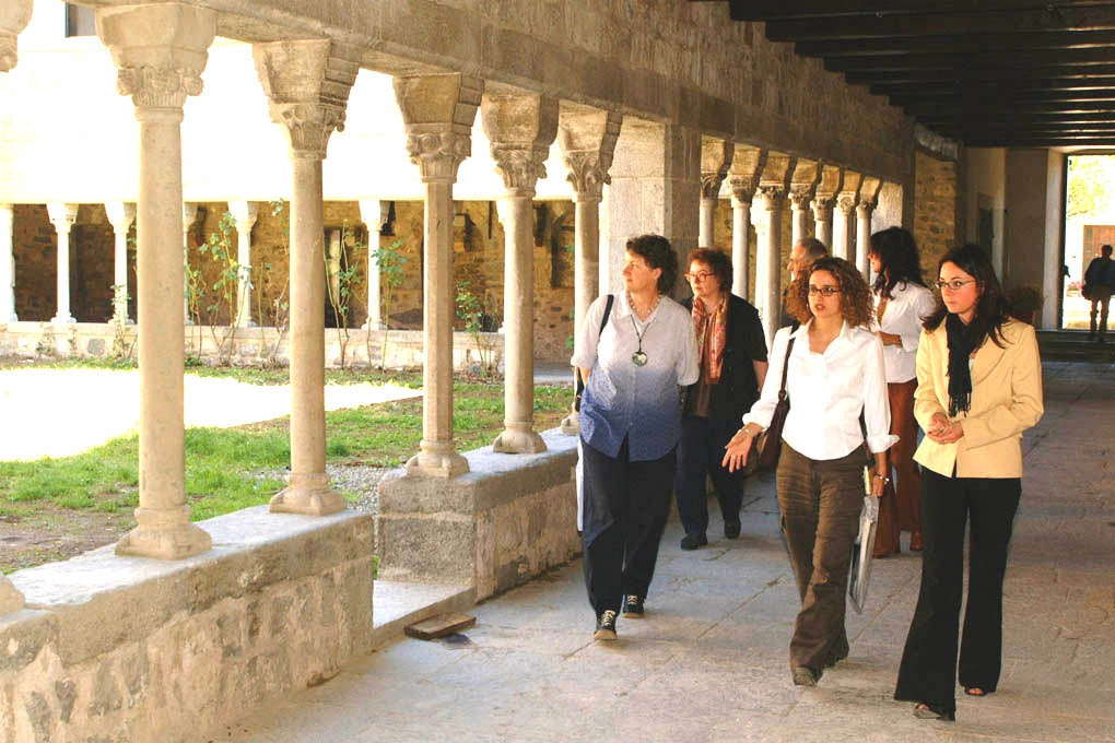 Il chiostro di Voltorre a Gavirate farà da scenario a uno dei concerti in programma