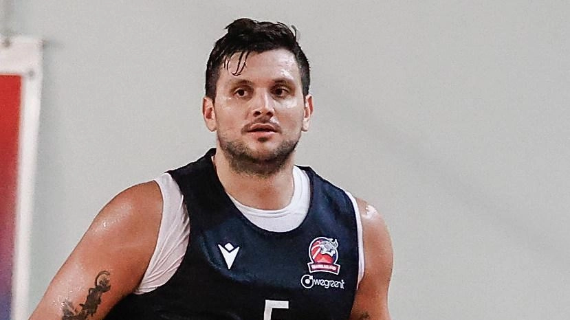 Nella sfida tra imbattute capoliste di Serie A2 l’Urania deve cedere il passo a Rimini perdendo 84-76 pur rammaricandosi dopo... Nella sfida tra imbattute capoliste di Serie A2 l’Urania deve cedere il passo a Rimini perdendo 84-76 pur rammaricandosi dopo...