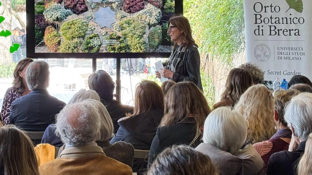 Un “ponte“ verde da Milano a Giarre, in Sicilia. Un viaggio andata e ritorno. Si parte dall’Orto Botanico di Brera:... Un “ponte“ verde da Milano a Giarre, in Sicilia. Un viaggio andata e ritorno. Si parte dall’Orto Botanico di Brera:...