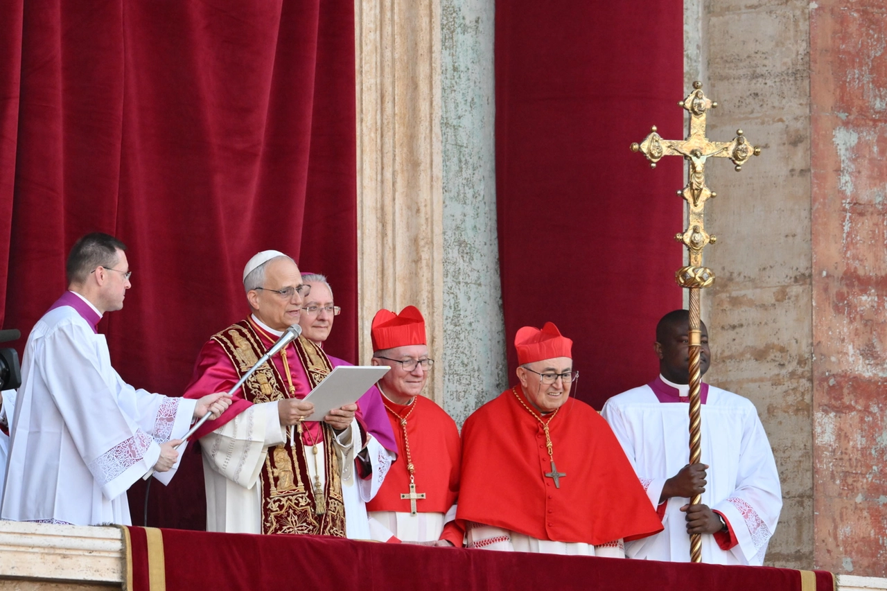 Il nuovo papa Robert Francis Prevost