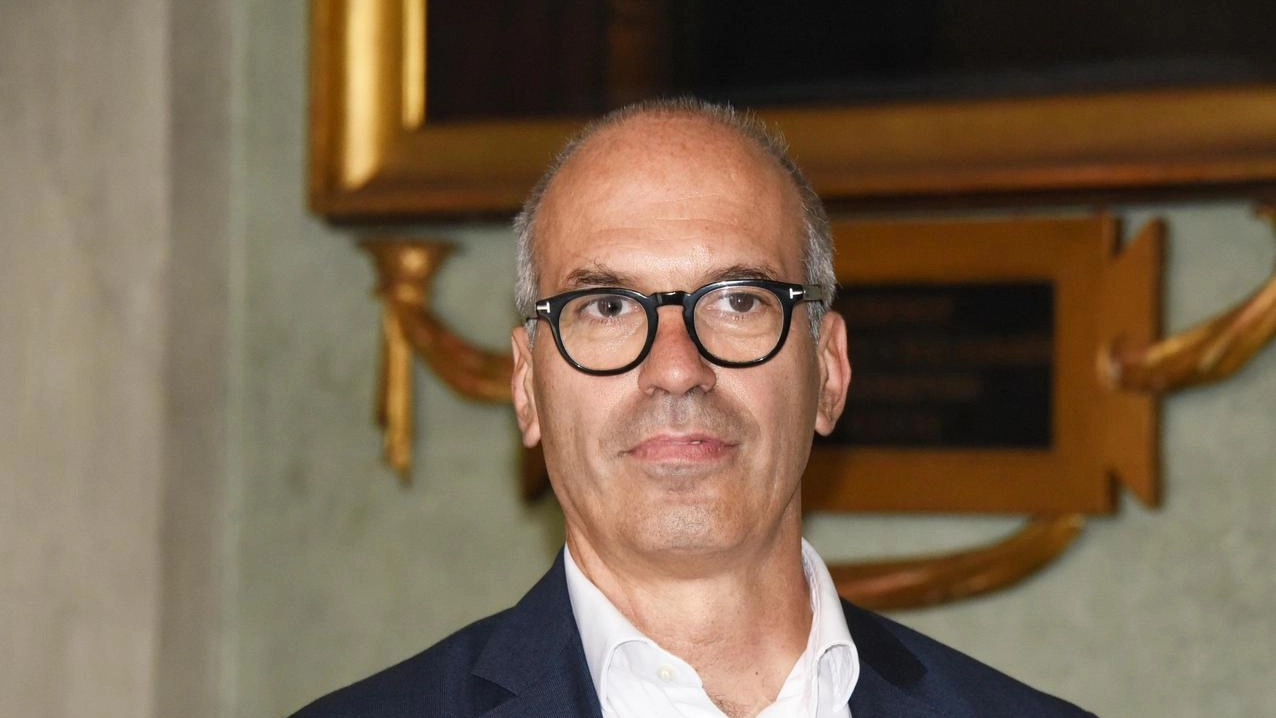 ssessore all’Urbanistica del Comune di Bergamo, Francesco Valesini sta sollecitando il collaudatore ssessore all’Urbanistica del Comune di Bergamo, Francesco Valesini sta sollecitando il collaudatore