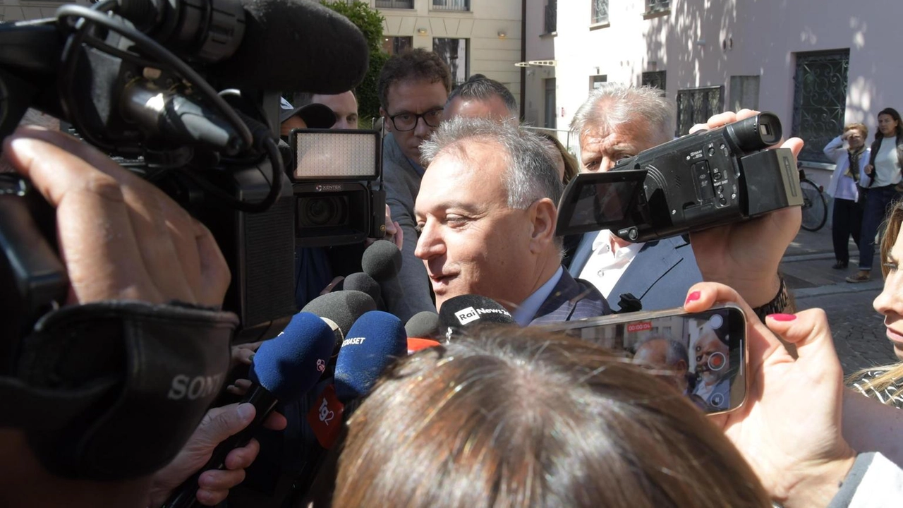 Legali, 'non c'entra con omicidio, pm nega incidente probatorio'